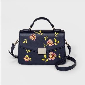 WHO WHAT WEAR floral Purse
